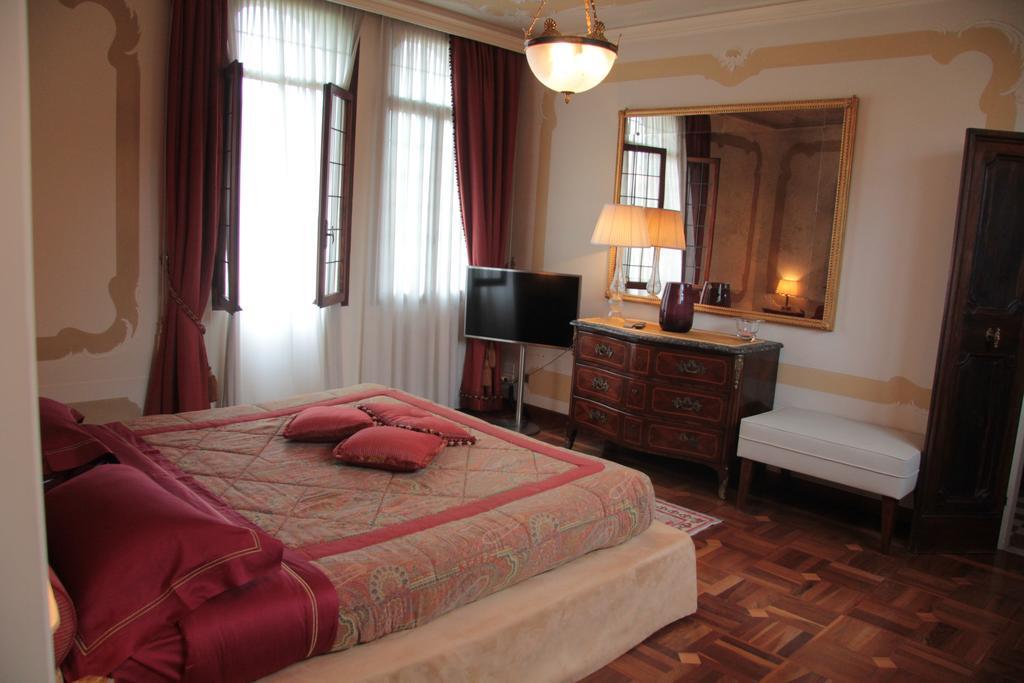 Domus Dotti V Guest House Treviso Szoba fotó