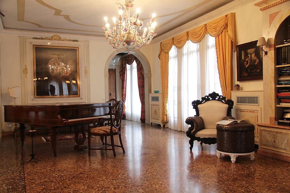 Domus Dotti V Guest House Treviso Kültér fotó