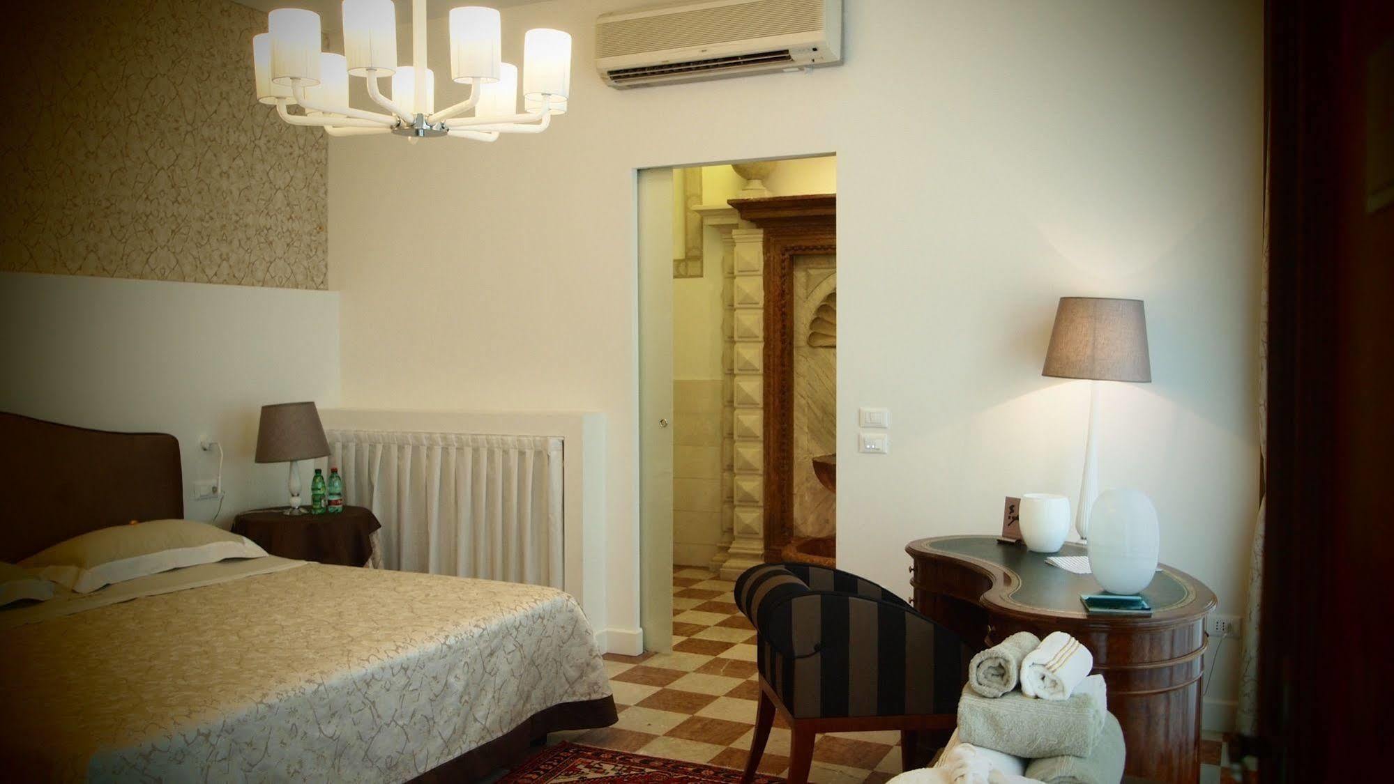 Domus Dotti V Guest House Treviso Kültér fotó