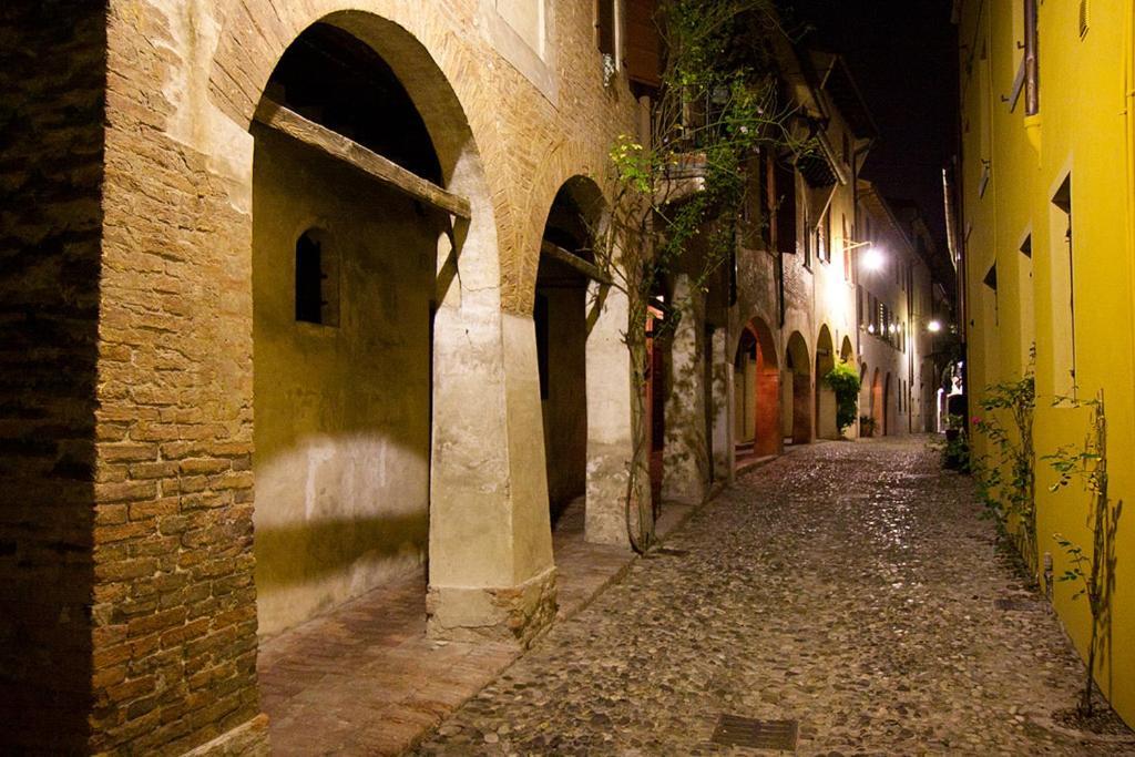 Domus Dotti V Guest House Treviso Kültér fotó