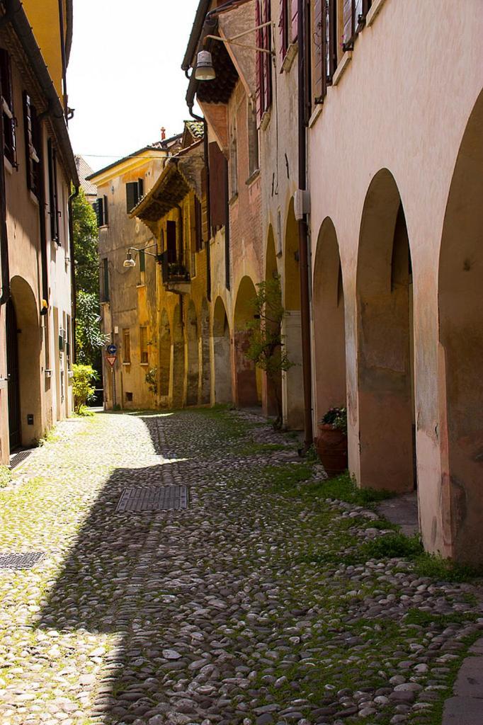 Domus Dotti V Guest House Treviso Kültér fotó
