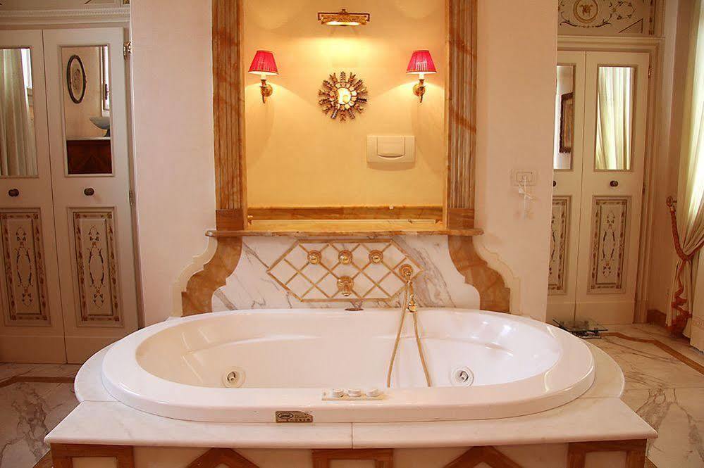 Domus Dotti V Guest House Treviso Kültér fotó